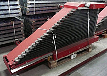 Laden Sie das Bild in den Galerie-Viewer, 30 Grad Einschleuser Ausschleuser Rollenbahn Gurtförderer DLK GmbH