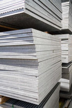 Laden Sie das Bild in den Galerie-Viewer, Gitterroste, verzinkt DLK GmbH