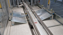 Laden Sie das Bild in den Galerie-Viewer, Gilgen Fördertechnik Ex Arvato DLK Online-Shop für Lagerlogistik, Fördertechnik und Lagerbühnen